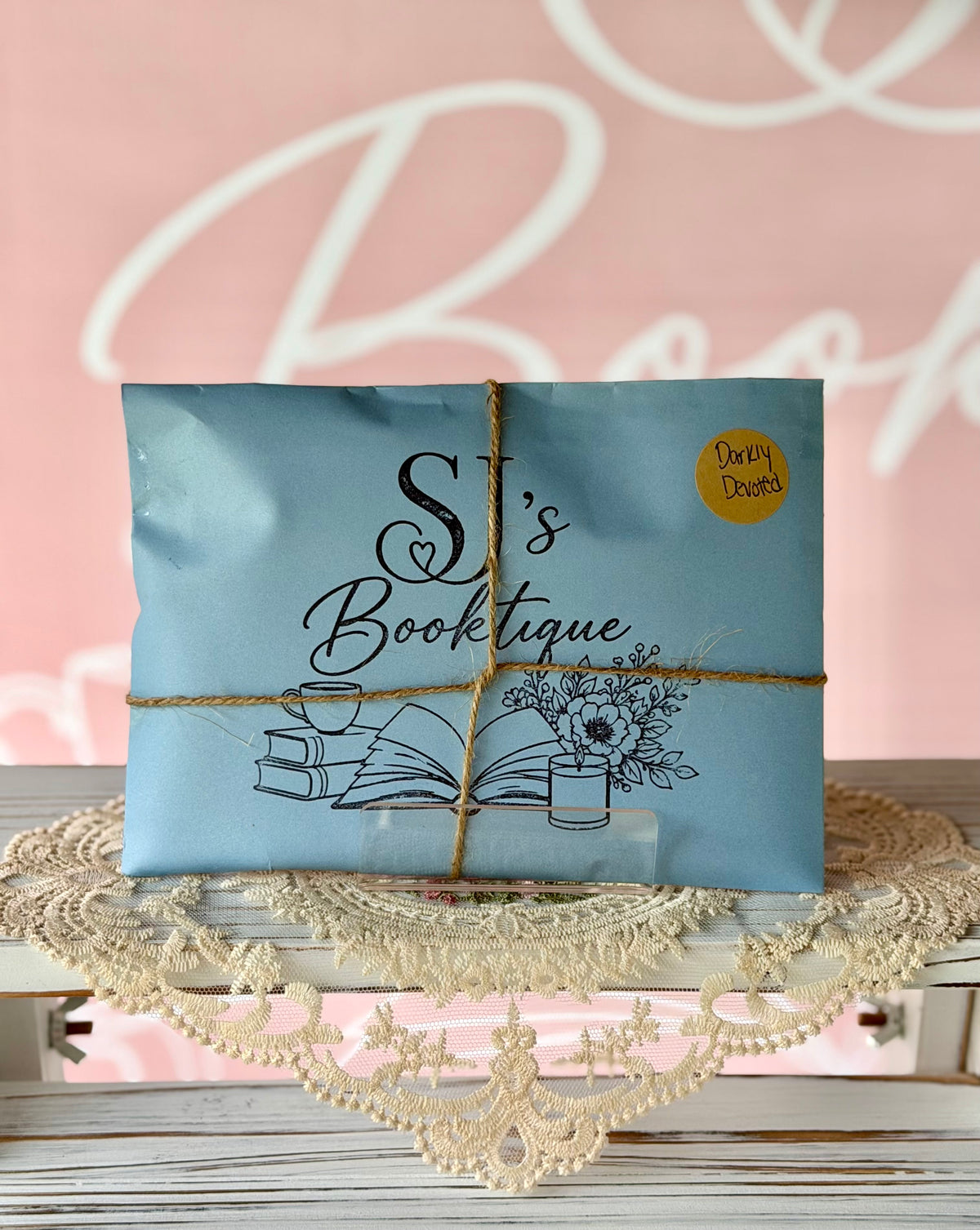 Mystery Bookish Mail 💌